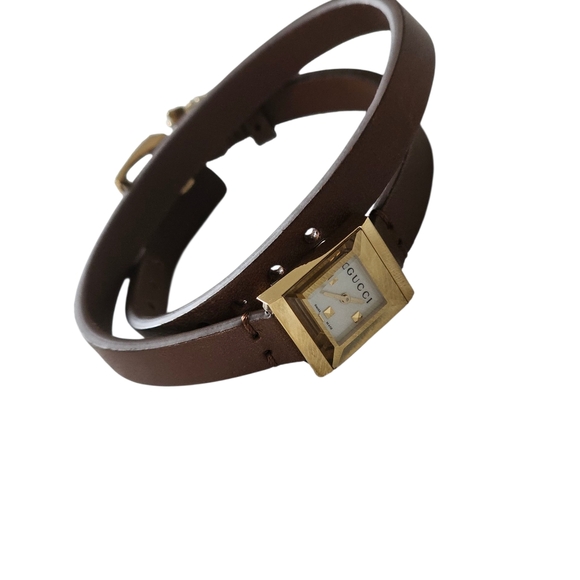 Gucci Women's Gold and Brown Leather Watch - Picture 5 of 7